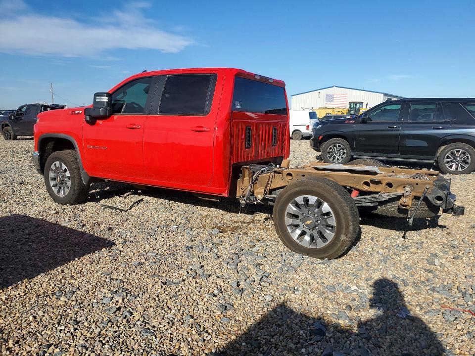 Photo 2 from auction – 2026 CHEVROLET SILVERADO with VIN 1GC4KNE7XTF119593