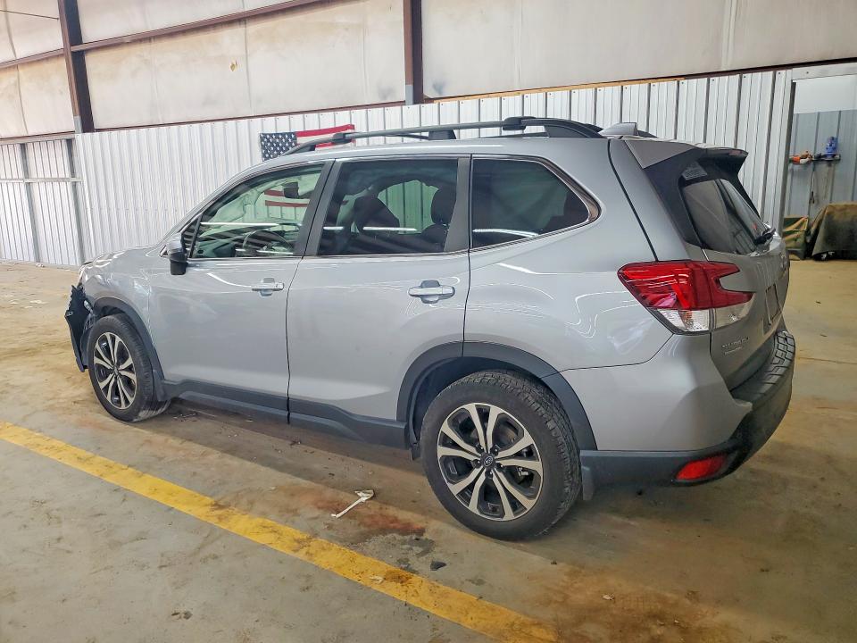 Photo 2 from auction – 2021 SUBARU FORESTER with VIN JF2SKAUC4MH572646