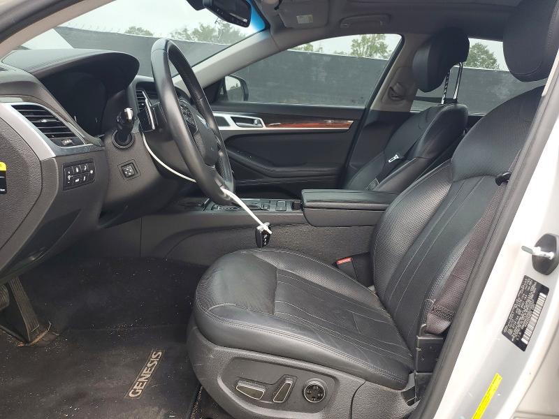 Photo 7 from auction – 2016 HYUNDAI GENESIS with VIN KMHGN4JE4GU122327