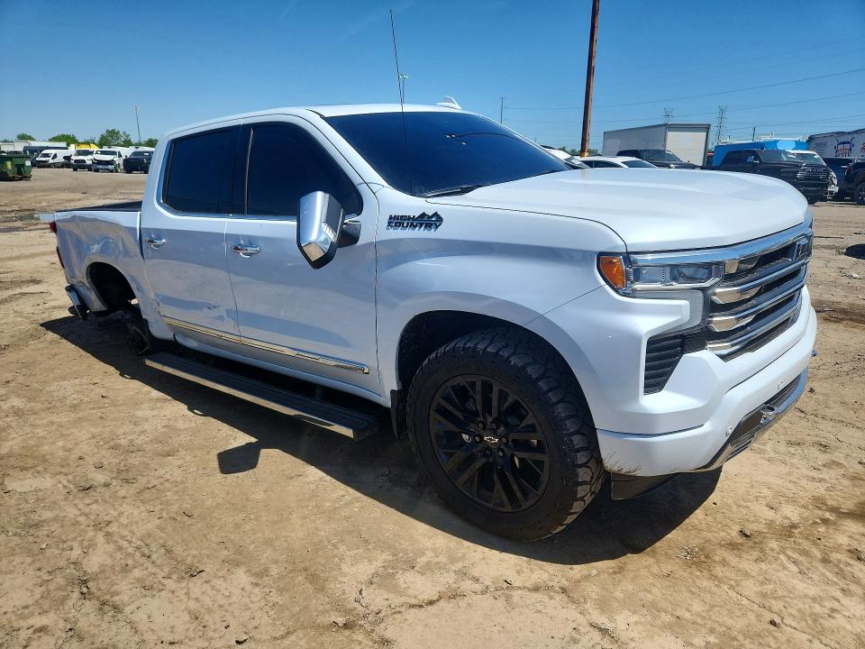 Photo 4 from auction – 2026 CHEVROLET SILVERADO with VIN 1GCUKJED8TZ182477