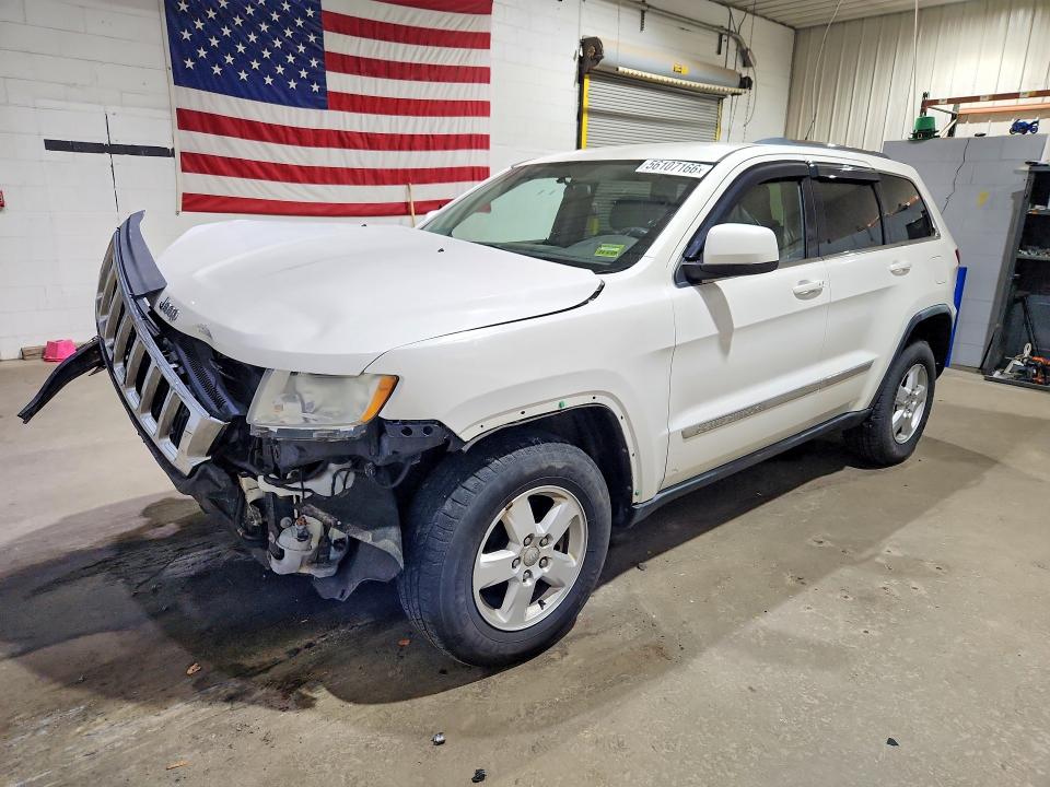 JEEP GRAND CHEROKEE 2011 with VIN 1J4RR4GGXBC534657 - Photo from auction