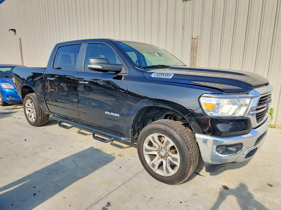 Photo 4 from auction – 2019 RAM 1500 with VIN 1C6SRFFT9KN668590