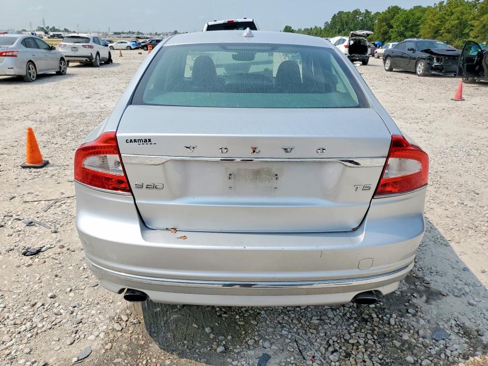 Photo 6 from auction – 2015 VOLVO S80 with VIN YV140MAK5F1188276