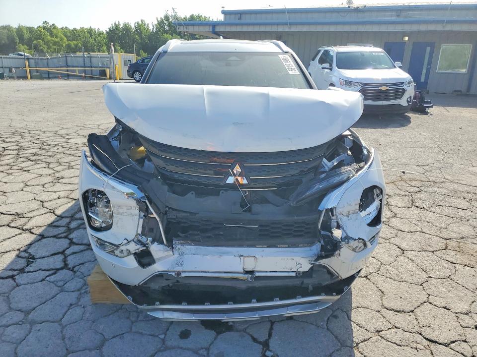 Photo 5 from auction – 2022 MITSUBISHI OUTLANDER with VIN JA4J3VA88NZ009717