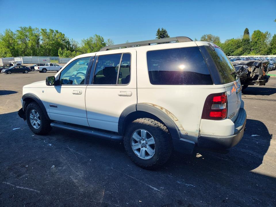 Photo 2 from auction – 2007 FORD EXPLORER with VIN 1FMEU73897UA82636