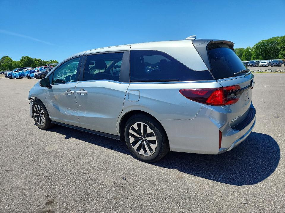 Photo 2 from auction – 2025 HOND ODYSSEY with VIN 5FNRL6H69SB071048