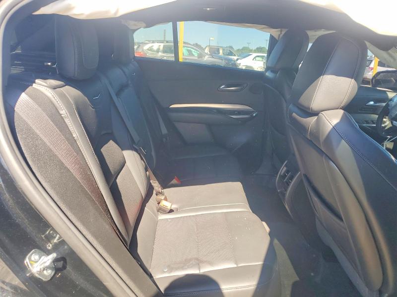 Photo 11 from auction – 2023 CADILLAC XT4 with VIN 1GYFZDR4XPF101786