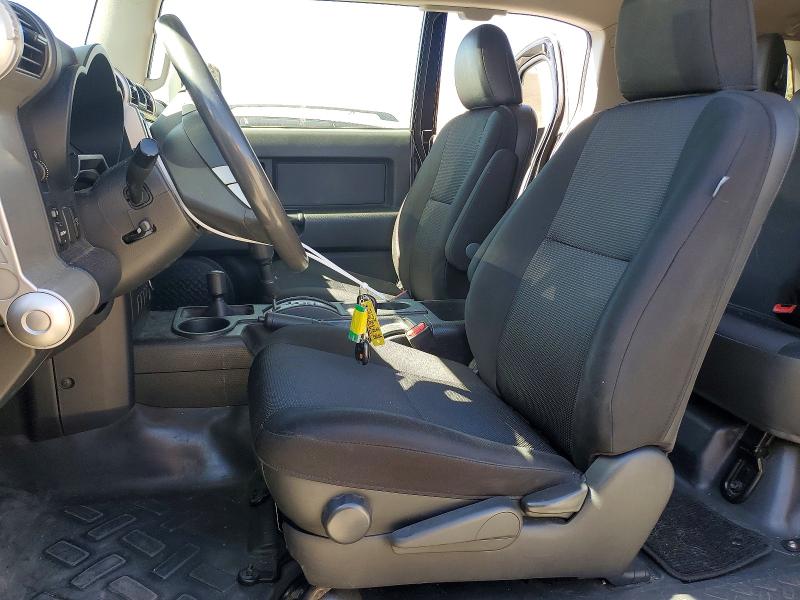Photo 7 from auction – 2013 TOYOTA FJ CRUISER with VIN JTEBU4BF9DK163614