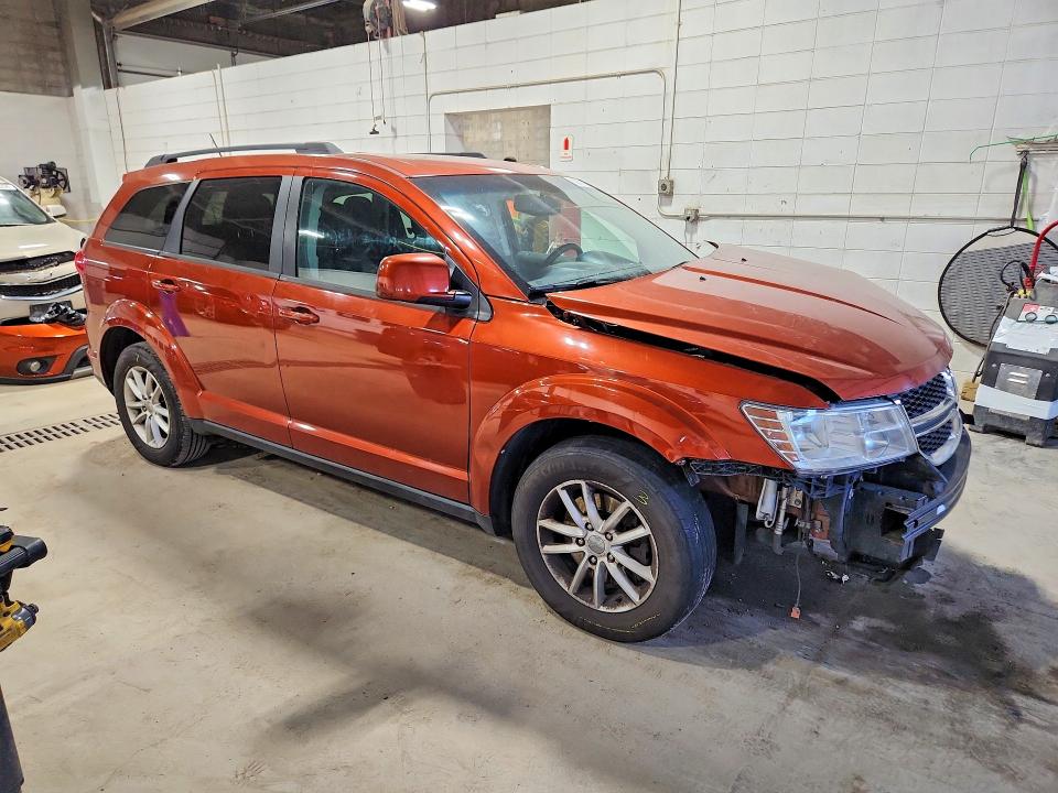صورة رقم 4 من المزاد - 2014 DODGE JOURNEY مع VIN 3C4PDCBG3ET281770