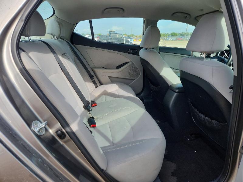 Photo 10 from auction – 2013 KIA OPTIMA with VIN 5XXGM4A74DG123620