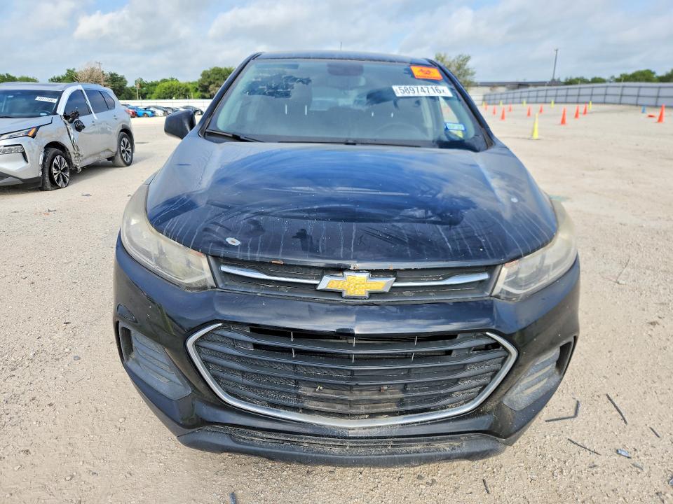 Photo 5 from auction – 2017 CHEVROLET TRAX with VIN 3GNCJKSB7HL206989