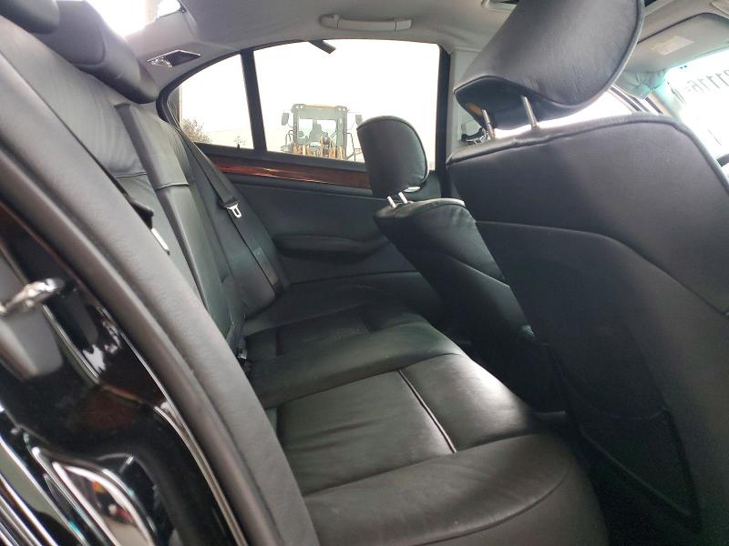 Photo 10 from auction – 2005 BMW 330 with VIN WBAEV53425KM39700