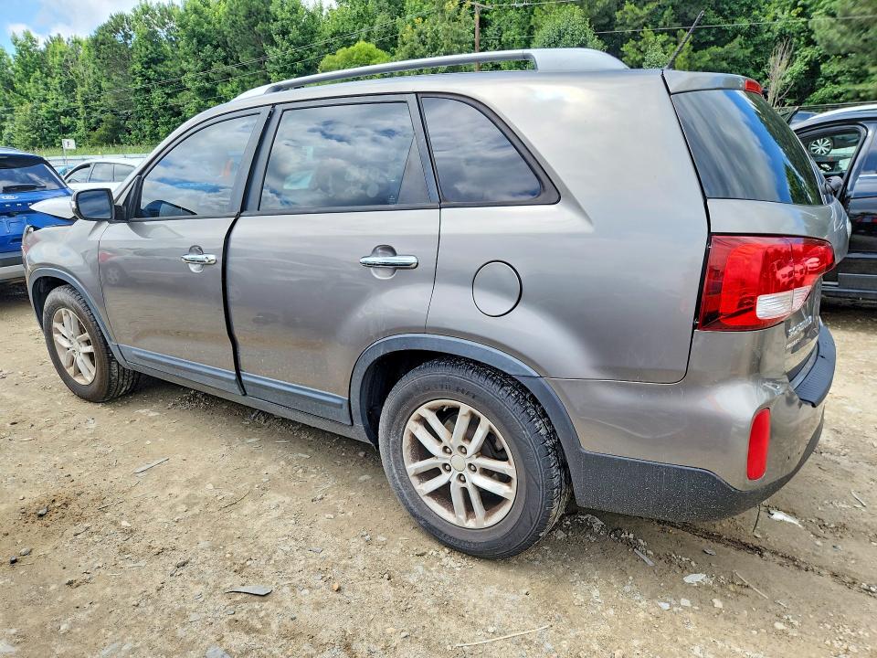 Photo 2 from auction – 2014 KIA SORENTO with VIN 5XYKT4A68EG446845