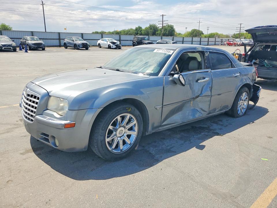 CHRYSLER 300 2006 with VIN 2C3KA63H46H169733 - Photo from auction