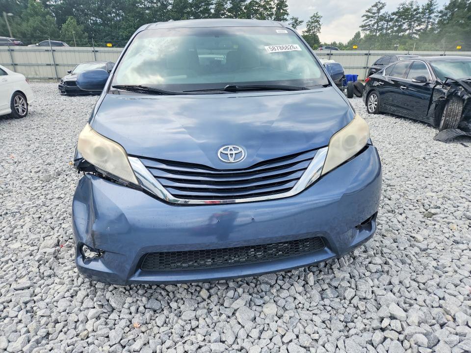 Photo 5 from auction – 2016 TOYOTA SIENNA with VIN 5TDKK3DCXGS727484