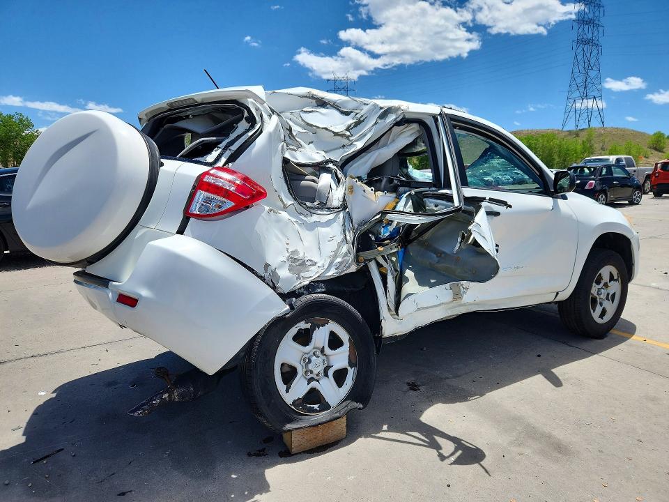 Photo 3 from auction – 2010 TOYOTA RAV4 with VIN 2T3ZF4DV8AW045574
