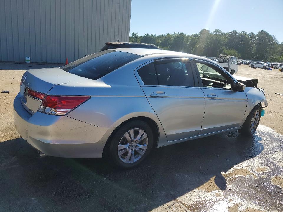 Photo 3 from auction – 2012 HONDA ACCORD with VIN 1HGCP2F61CA231277