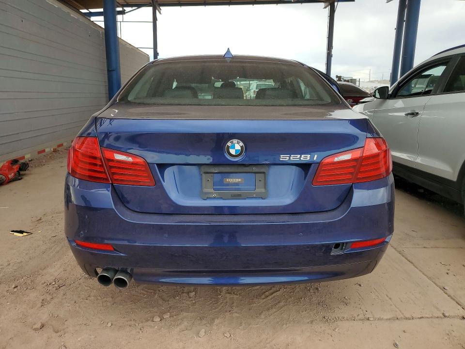 Photo 6 from auction – 2016 BMW 528 with VIN WBA5A5C57GG352014