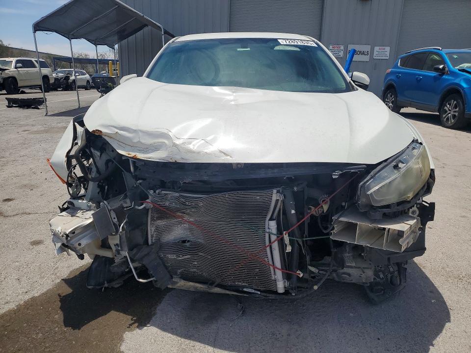 Photo 5 from auction – 2017 HONDA CIVIC with VIN 2HGFC2F58HH522397