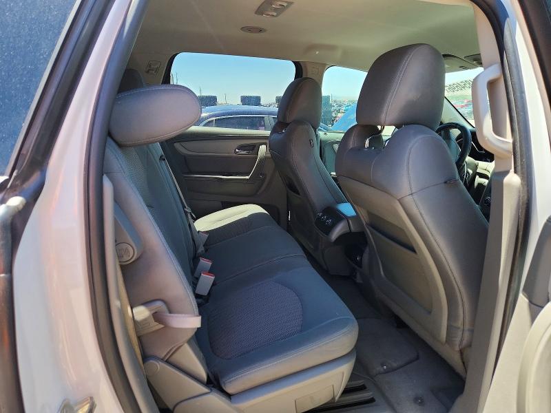 Photo 11 from auction – 2017 CHEVROLET TRAVERSE with VIN 1GNKRFKDXHJ228344