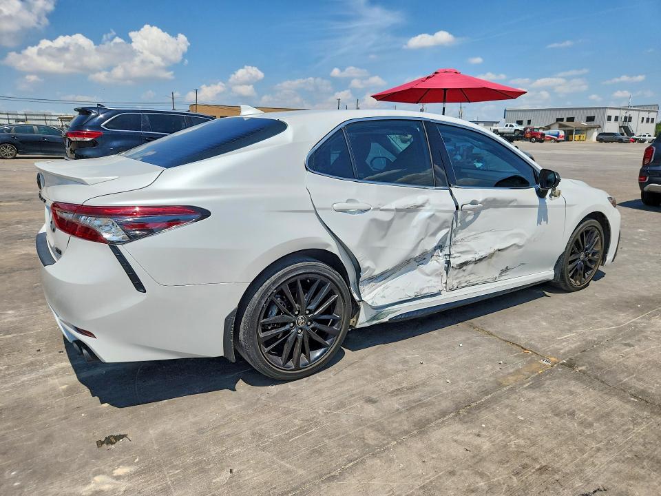 Photo 3 from auction – 2023 TOYOTA CAMRY with VIN 4T1K61AK1PU779372