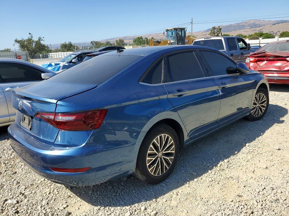 Photo 3 from auction – 2021 VOLKSWAGEN JETTA with VIN 3VWC57BU4MM049872
