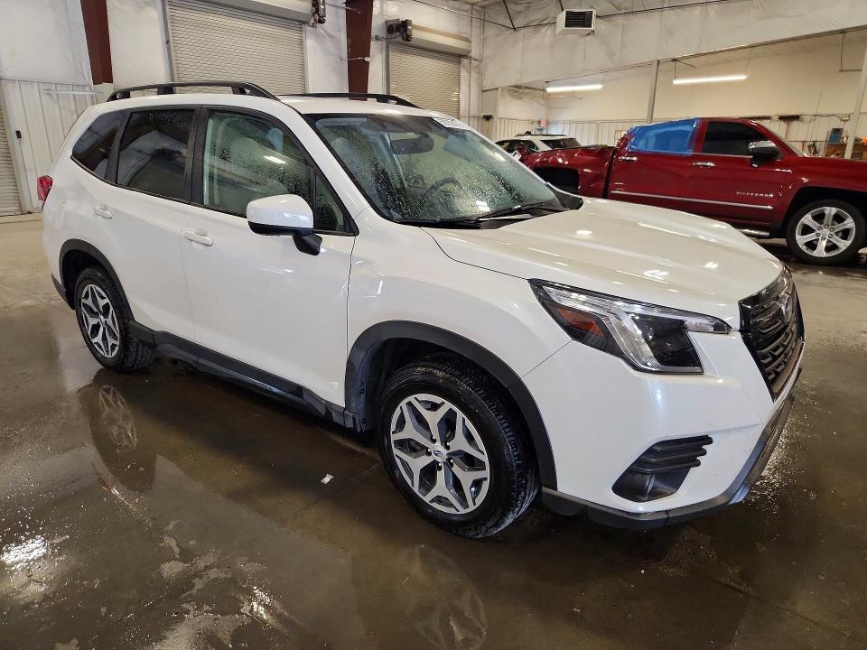 Photo 4 from auction – 2024 SUBARU FORESTER with VIN JF2SKADC1RH471121
