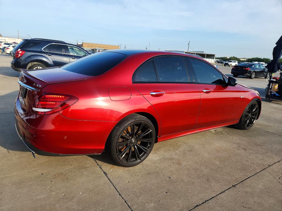 Photo 3 from auction – 2017 MERCEDES-BENZ E with VIN WDDZF6EBXHA232264