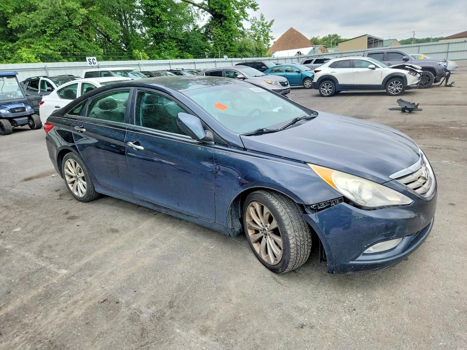 Photo 4 from auction – 2013 HYUNDAI SONATA with VIN 5NPEC4ACXDH700386