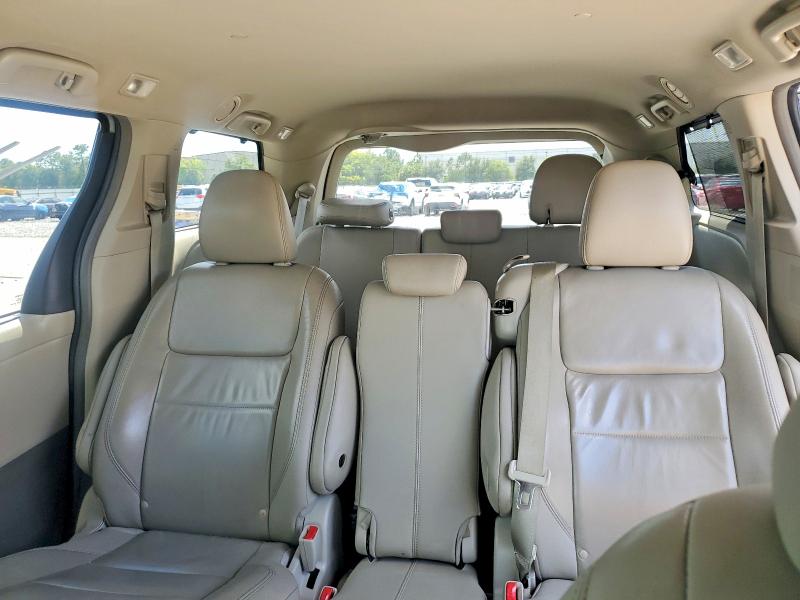 Photo 10 from auction – 2015 TOYOTA SIENNA with VIN 5TDYK3DC7FS560073