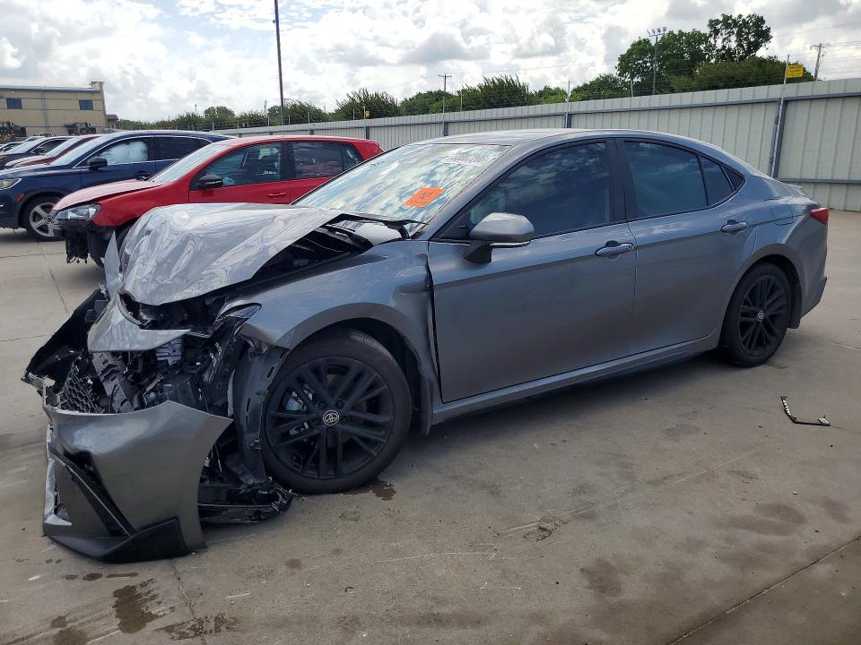 Photo 1 from auction – 2025 TOYOTA CAMRY with VIN 4T1DAACK1SU643918