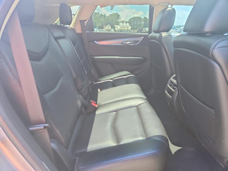 Photo 11 from auction – 2017 CADILLAC XT5 with VIN 1GYKNBRS7HZ115125