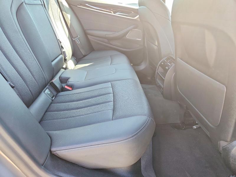 Photo 10 from auction – 2021 BMW 530 with VIN WBA13BJ00MWX06553