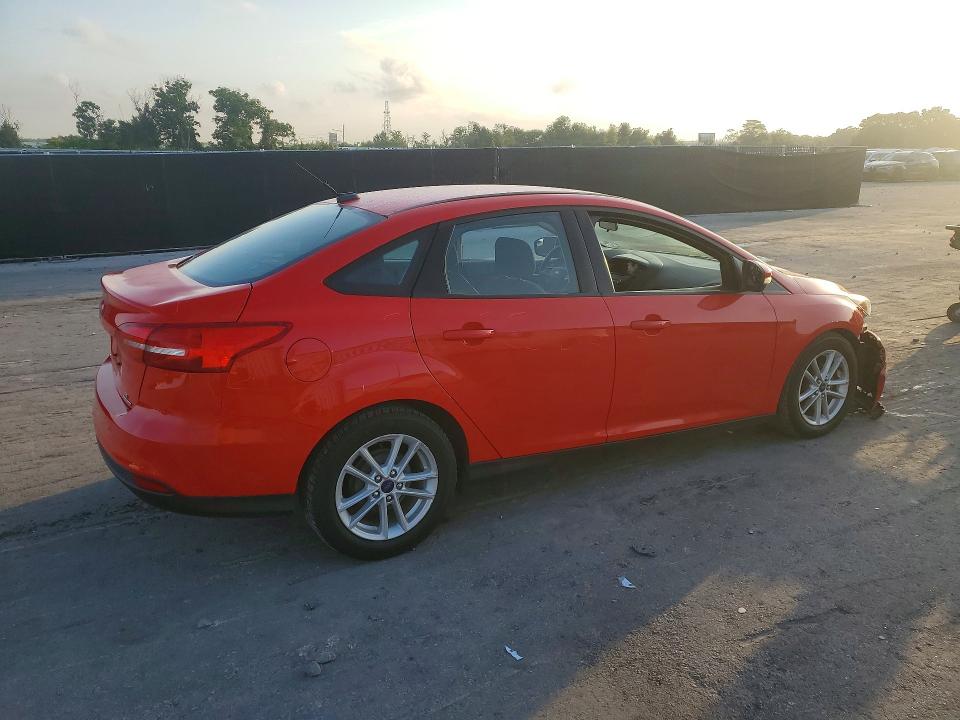 Photo 3 from auction – 2016 FORD FOCUS with VIN 1FADP3F24GL228959