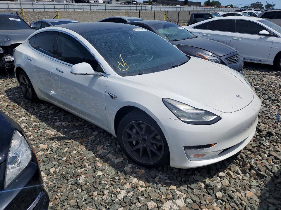 Photo 4 from auction – 2019 TESLA MODEL 3 with VIN 5YJ3E1EA0KF430752