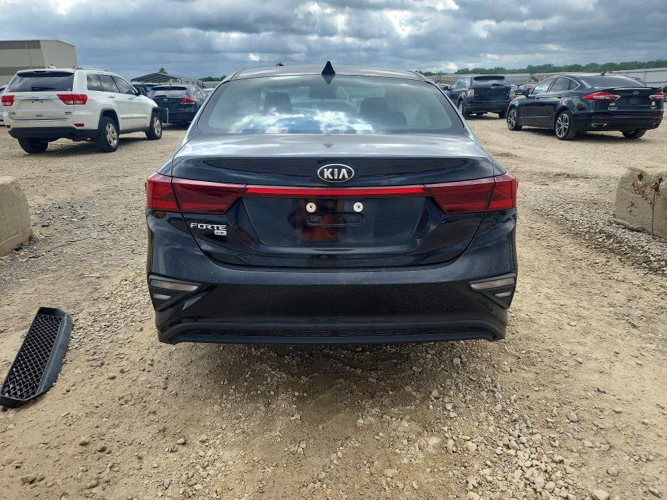 Photo 6 from auction – 2021 KIA FORTE with VIN 3KPF24AD0ME397591