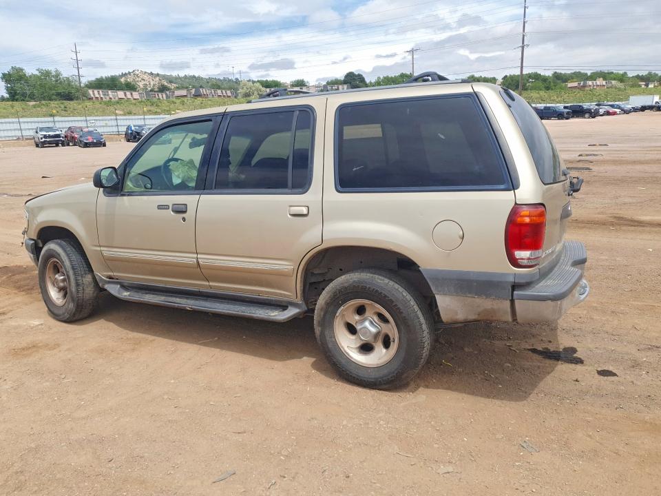Photo 2 from auction – 2000 FORD EXPLORER with VIN 1FMZU73E6YZB02305