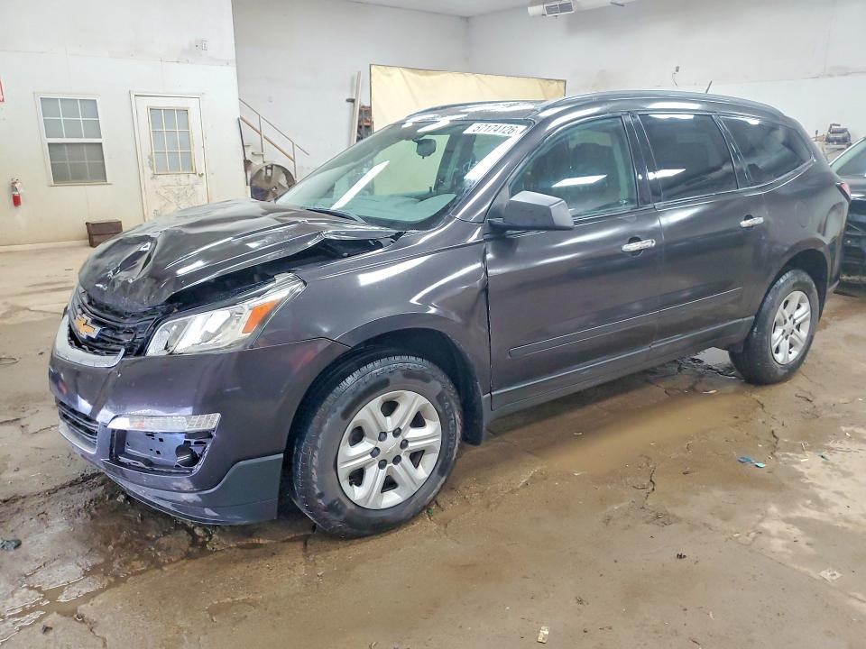 CHEVROLET TRAVERSE 2017 with VIN 1GNKRFKD4HJ209711 - Photo from auction