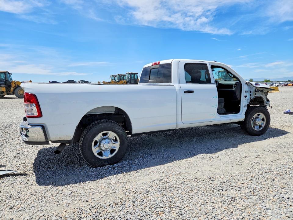 Photo 3 from auction – 2021 RAM 2500 with VIN 3C6UR5HJ0MG701938