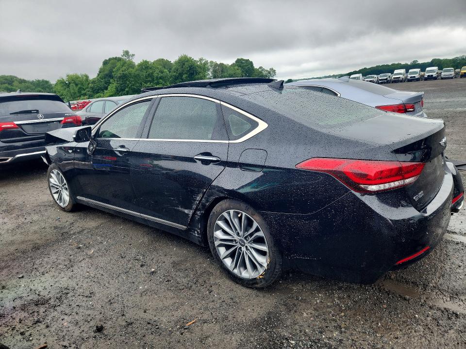 Photo 2 from auction – 2016 HYUNDAI GENESIS with VIN KMHGN4JE2GU137635