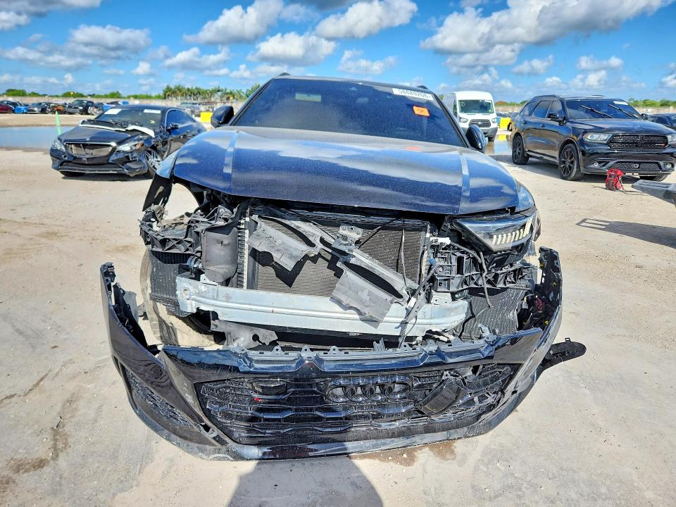 Photo 5 from auction – 2021 AUDI RS Q8 with VIN WU1ARBF11MD027392