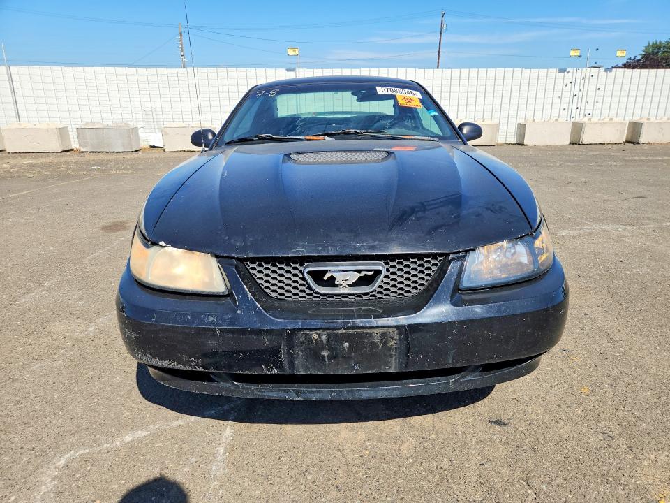 Photo 5 from auction – 2000 FORD MUSTANG with VIN 1FAFP4047YF123843