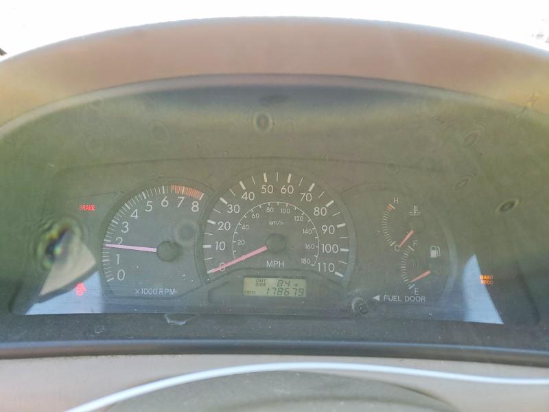 Photo 9 from auction – 2005 TOYOTA COROLLA with VIN 2T1BR32E95C493294
