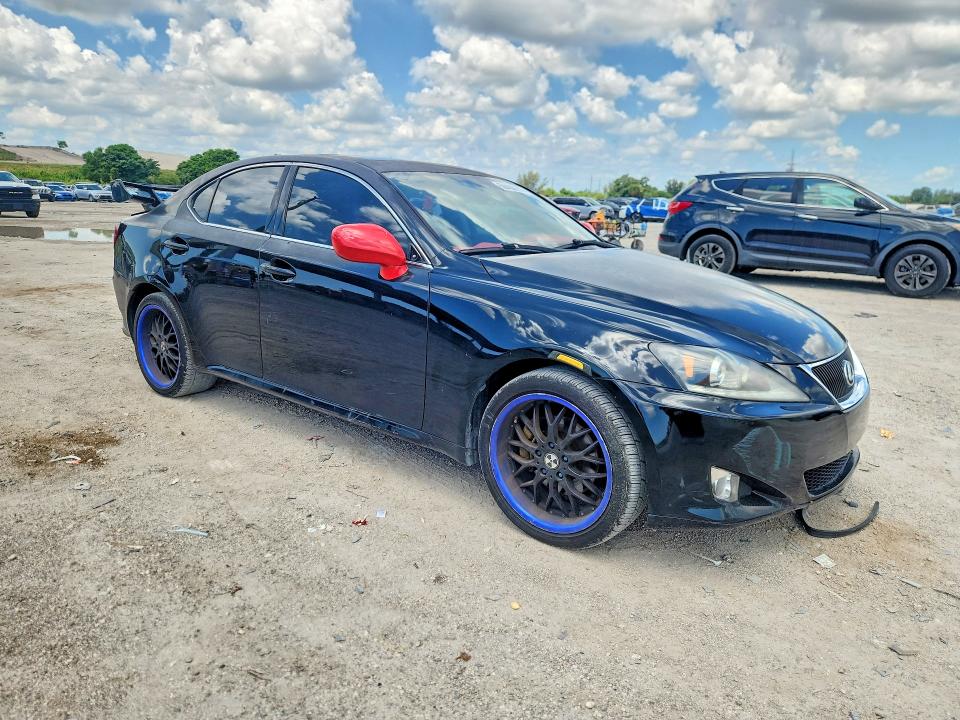 Photo 4 from auction – 2006 LEXUS IS with VIN JTHCK262165003446