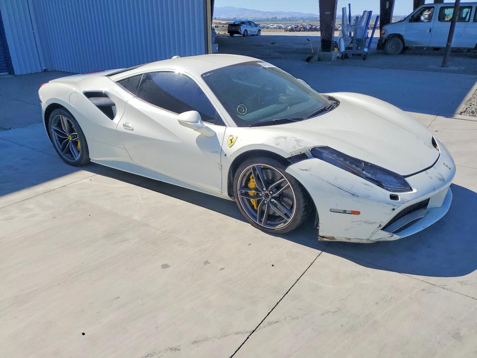Photo 4 from auction – 2018 FERRARI 488 GTB with VIN ZFF79ALA8J0230984