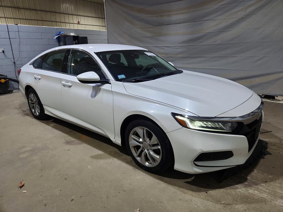 Photo 4 from auction – 2019 HONDA ACCORD with VIN 1HGCV1F18KA097032