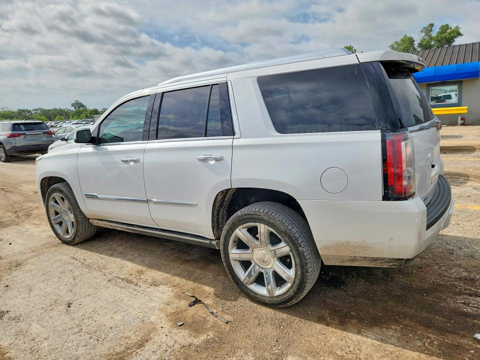 Photo 2 from auction – 2017 CADILLAC ESCALADE with VIN 1GYS4CKJ5HR186947