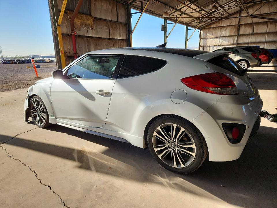 Photo 2 from auction – 2017 HYUNDAI VELOSTER with VIN KMHTC6AE8HU310320
