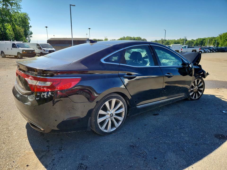 Photo 3 from auction – 2014 HYUNDAI AZERA with VIN KMHFH4JG6EA409820