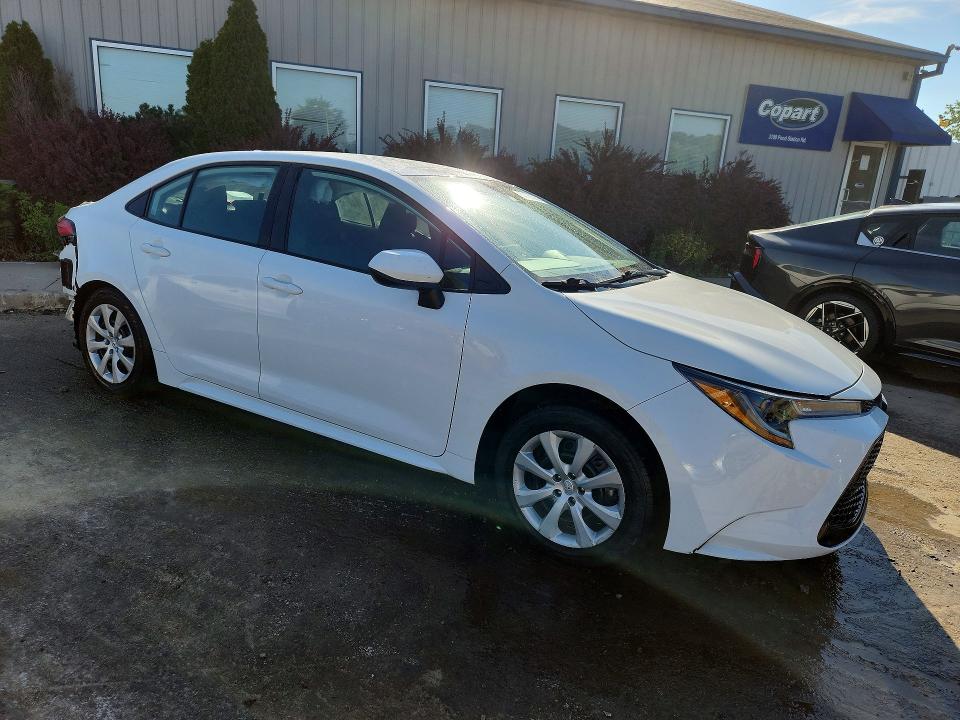 Photo 4 from auction – 2021 TOYOTA COROLLA with VIN 5YFEPMAE8MP224504